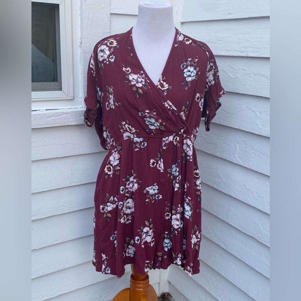 Xhilaration Burgundy Floral Mini Romper XXL